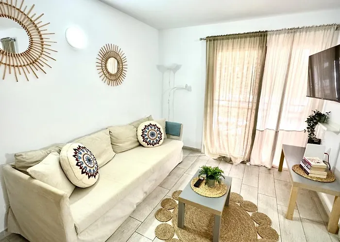 Apartamento Sur Y Sol Junto Al Mar By Deihu Experiences Los Cristianos (Tenerife)