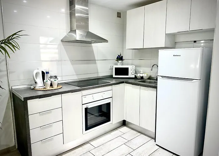 Apartamento Sur Y Sol Junto Al Mar By Deihu Experiences Los Cristianos (Tenerife)