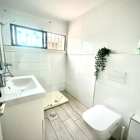 Sur Y Sol Junto Al Mar By Deihu Experiences Apartament Los Cristianos (Tenerife)